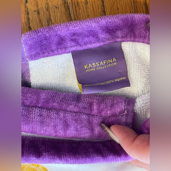 KASSAFINA HALLOWEEN HOME COLLECTION ICE CREAM CONE PUMPKIN SKULL BATH TOWEL SET - Picture 5 of 6